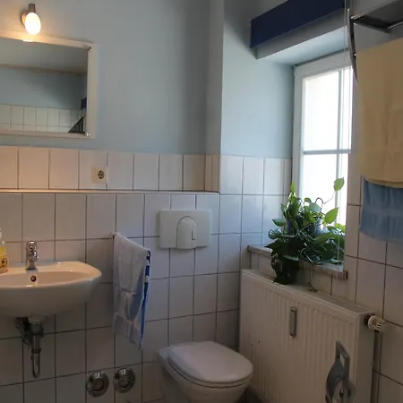 Ferienwohnung, Struppen, Cleaning Included Apartment *